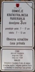 Kratkotrajno parkiranje v centru Sežane, uvedeni so parkomati